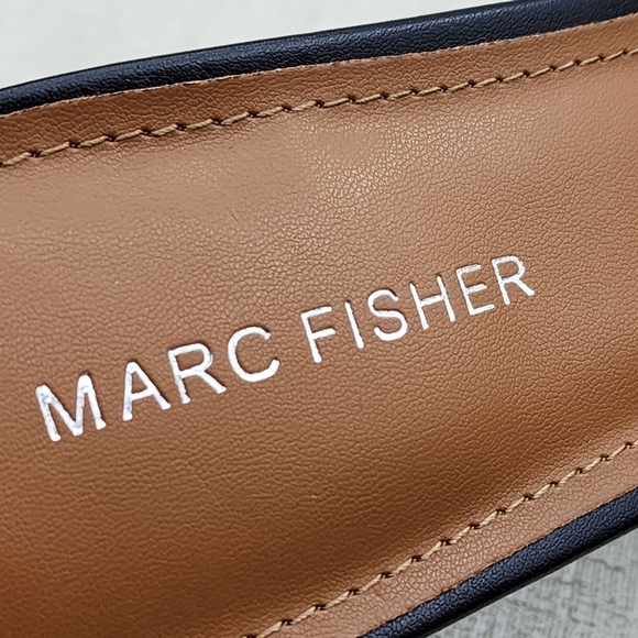 Marc Fisher Women's Block Heel Slip On Sandal - 10M - Picture 7 of 8